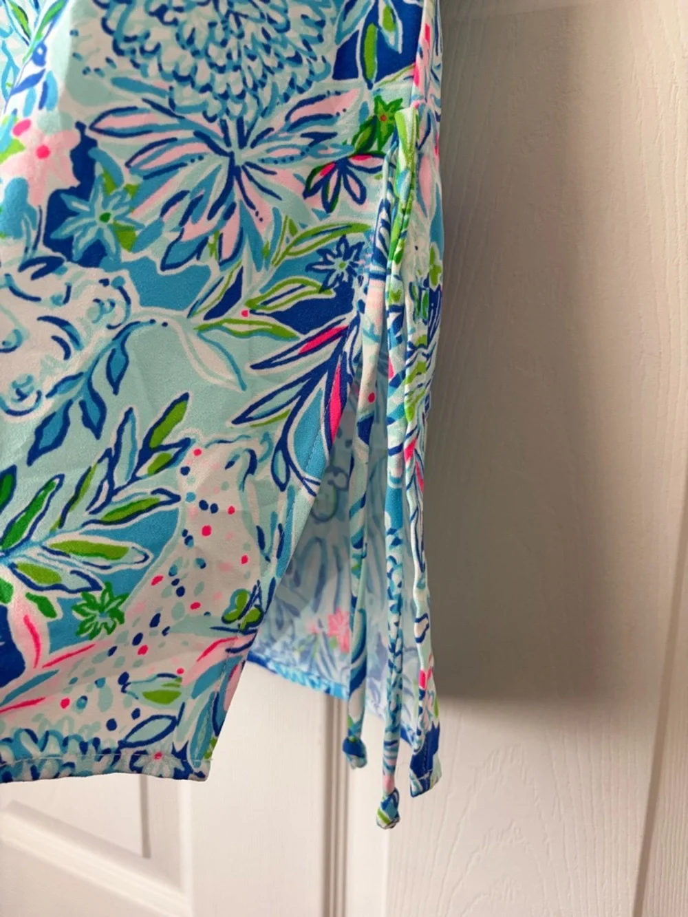 NWT Lilly Pulitzer Donna Top Coastal Blue Lion Sea Print Size M - Picture 3 of 12